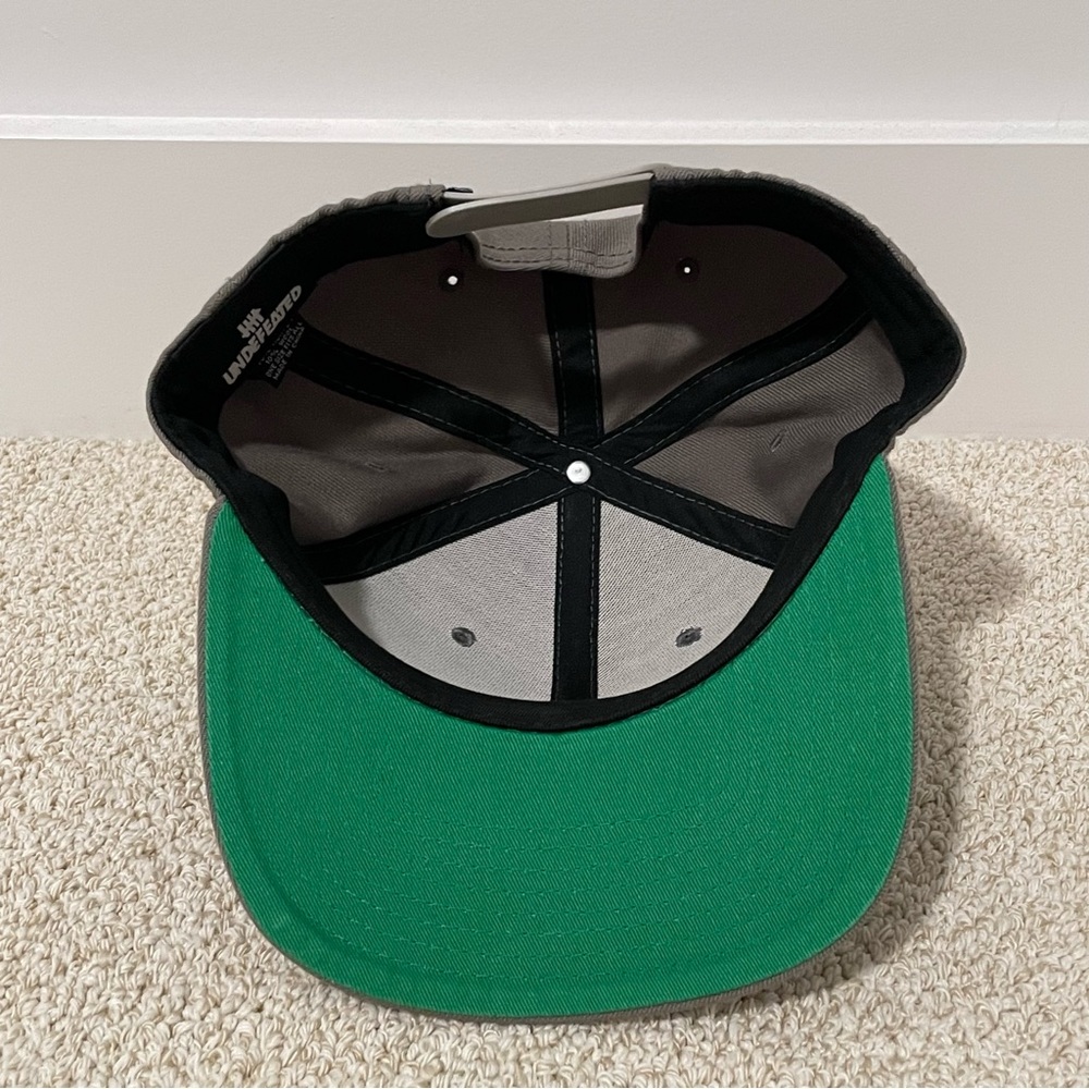 Undefeated SnapBack Hat - Picture 5 of 6